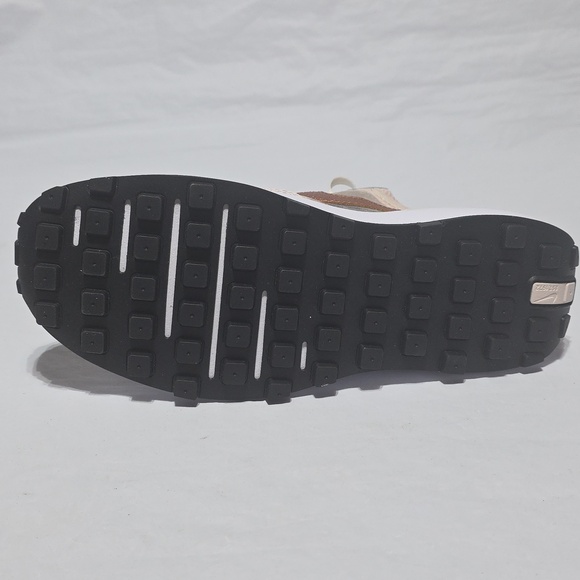 Nike Waffle One Essential Women's Sneakers - Light Soft Pink and Copper - Picture 5 of 5